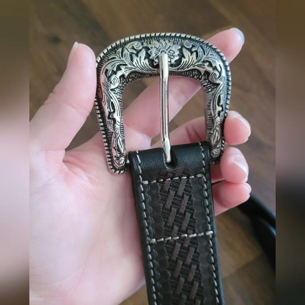American Bison Western Style Cowboy Belt, Men's M, Genuine Leather Black & Brown